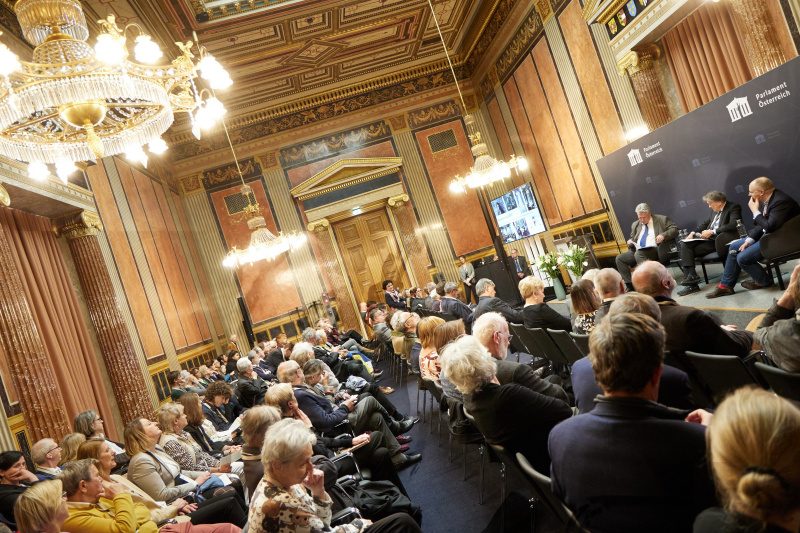 Fragerunde unter Mitwirkung des Publikums