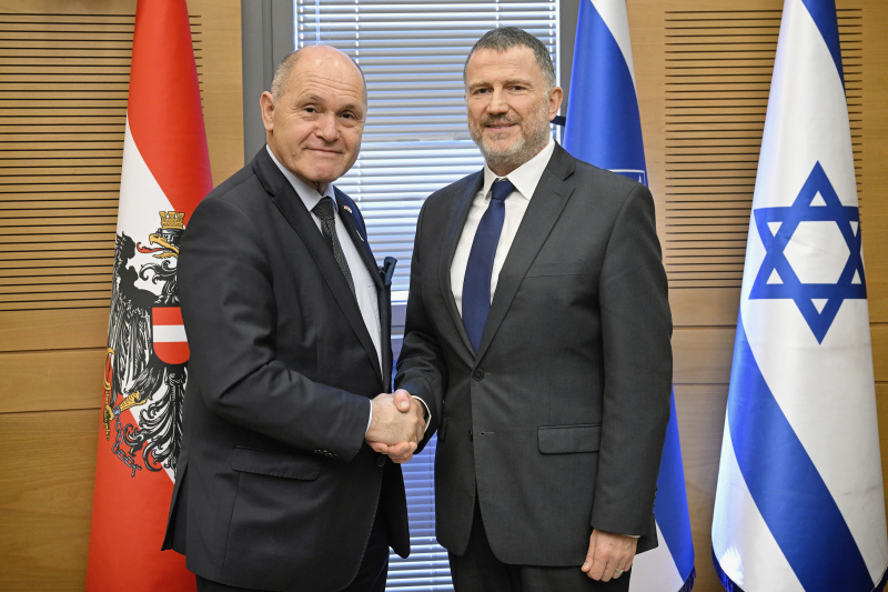 Treffen mit dem Vorsitzenden des außenpolitischem und Verteidigungsausschusses der Knesset Yuli (Yoel) Edelstein. Von links: Nationalratspräsident Wolfgang Sobotka (ÖVP), Yuli (Yoel) Edelstein