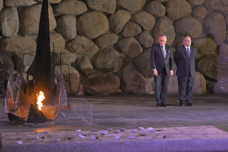 Besuch des Museums Yad Vashem. Von links: Nationalratspräsident Wolfgang Sobotka (ÖVP), Vorstandsvorsitzender von Yad Vashem Dani Dayan