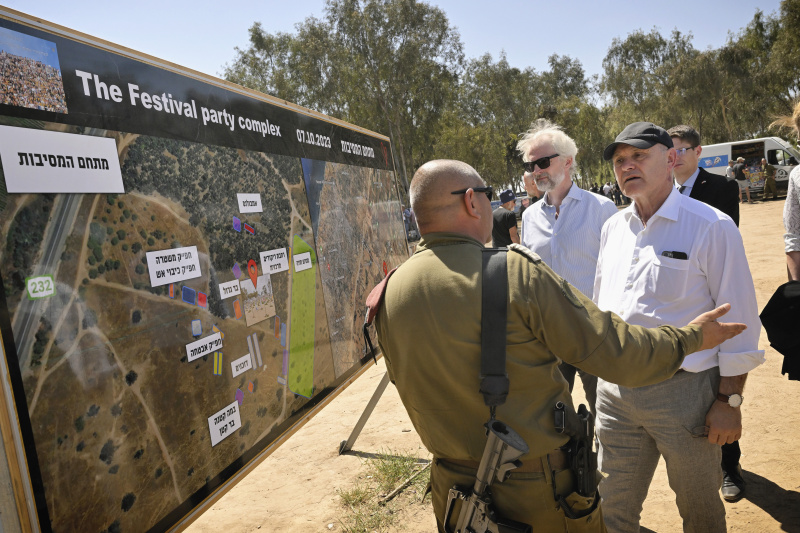 Besuch des Nova Musik Festivalgeländes