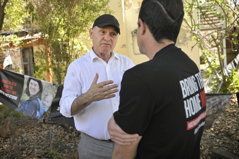 Besuch des Kibbutz Be´eri und Zusammentreffen mit der Familie Korngold (Vater von Tal Shoham)