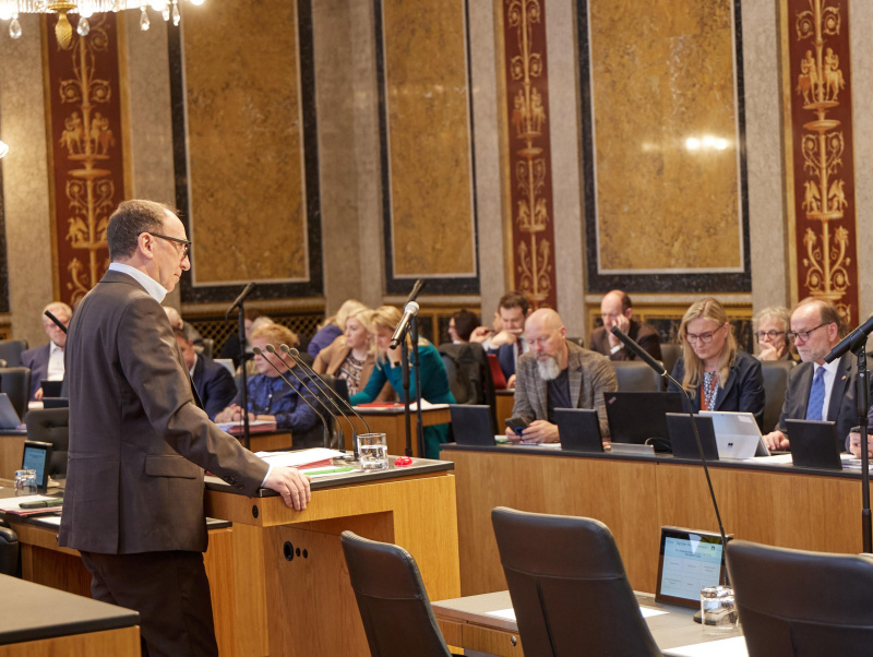 Gesundheitsminister Johannes Rauch antwortet auf Fragen