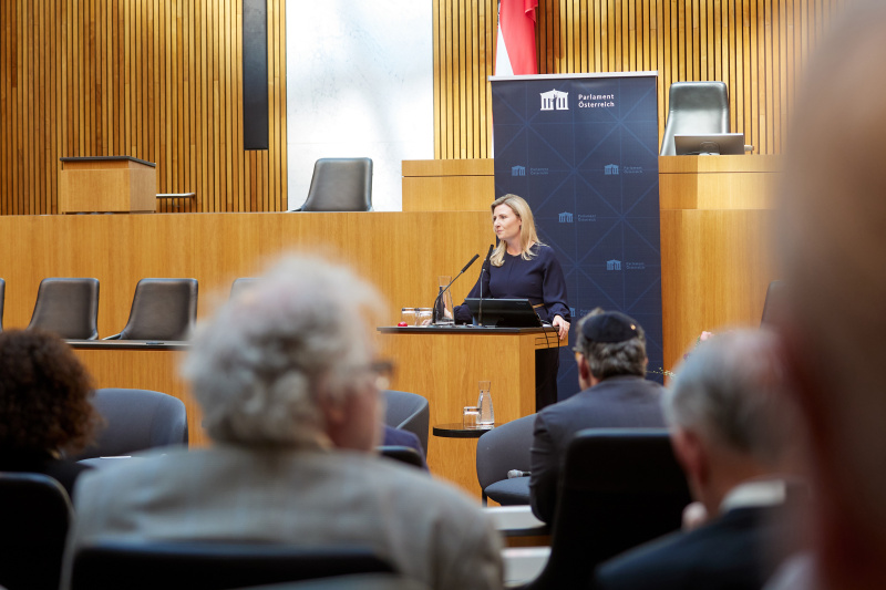 Grussworte Integrationsministerin Susanne Raab (ÖVP)