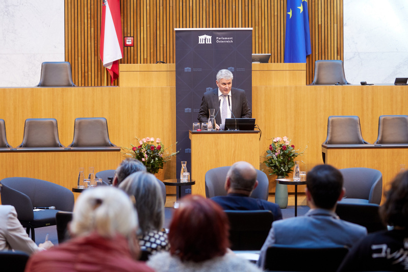 Präsentation der digitale Erinnerungslandschaft (DERLA Burgenland) Herbert Brettl - Historiker