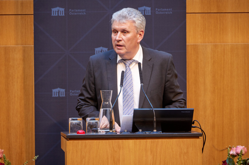 Präsentation der digitale Erinnerungslandschaft (DERLA Burgenland) Herbert Brettl - Historiker