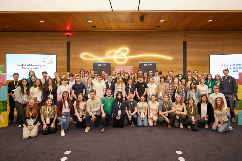 Gruppenfoto mit den Veranstaltungsteilnehmer:innen