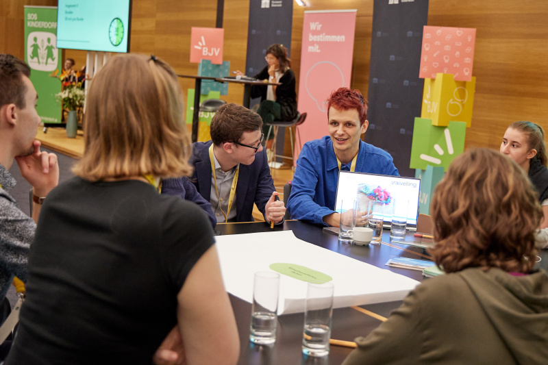 Austausch mit Expert:innen