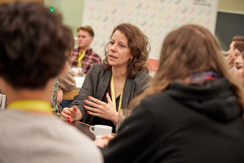 Austausch mit Expert:innen