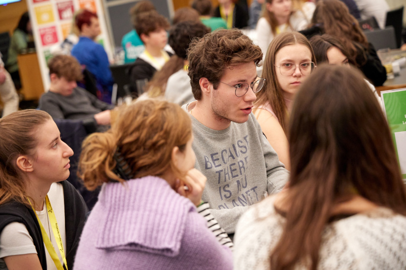 Austausch mit Expert:innen