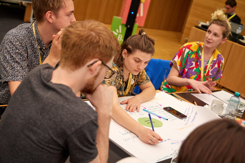 Austausch mit Expert:innen