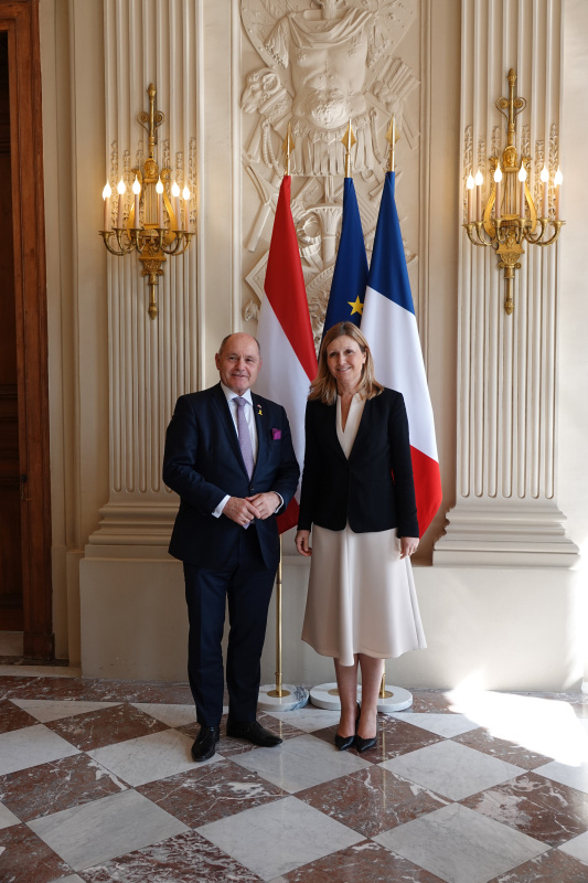 Von rechts: Nationalratspräsident Wolfgang Sobotka (ÖVP), Präsidentin der Assemblée Nationale I.E. Yaël Braun-Pivet