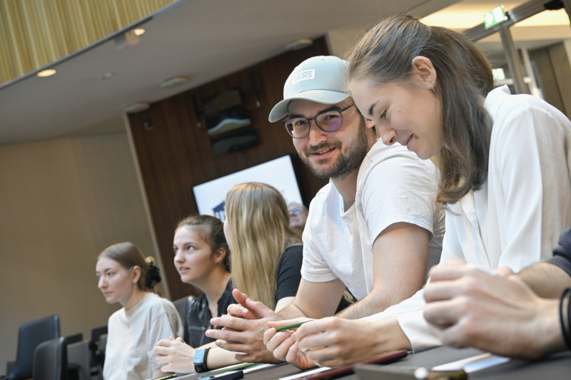 Veranstaltungsteilnehmer:innen