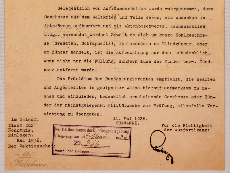 Rundschreiben des Bundeskanzleramts betreffend Aufbewahrung von Geschossen als Kriegsandenken in Büros, 15. Mai 1936 – Parlamentsarchiv, Allgemeine Akten, Zl. 266/1936