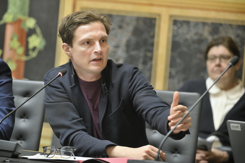 Vorbereitungssitzung. Themenexperte Michael Trinko