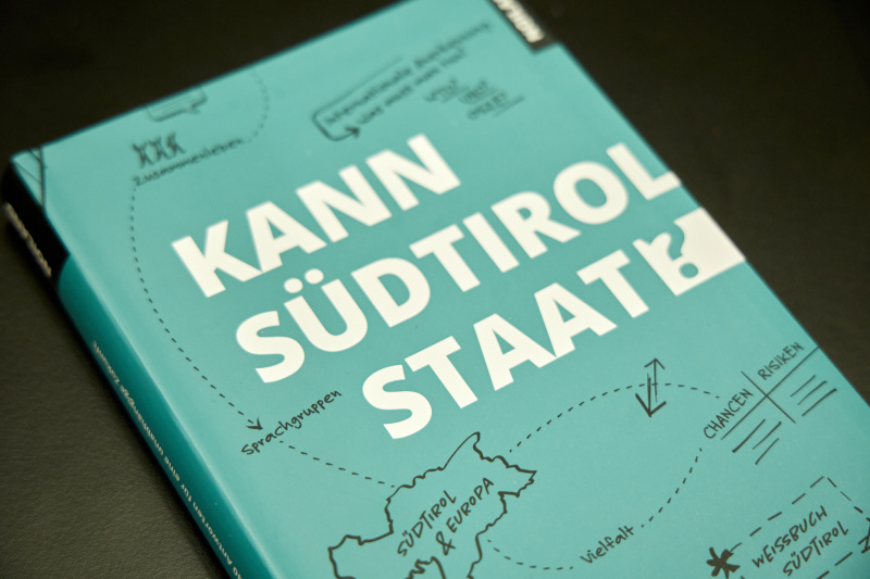 Buchpräsentationen: „Kann Südtirol Staat?“
