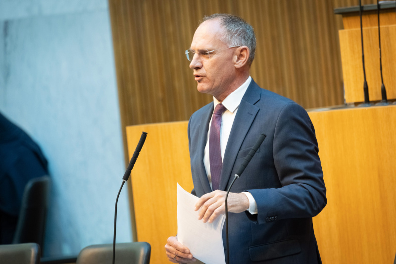 Auf der Regierungsbank Innenminister Gerhard Karner (ÖVP)