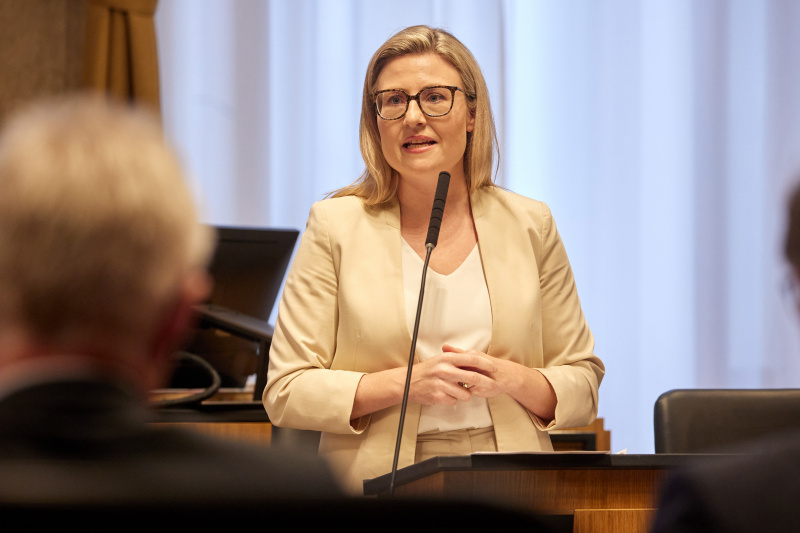 Rede von Integrationsministerin Susanne Raab (ÖVP)