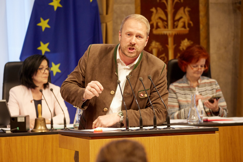 Am Reder:innenpult Bundesrat Markus Leinfellner (FPÖ)