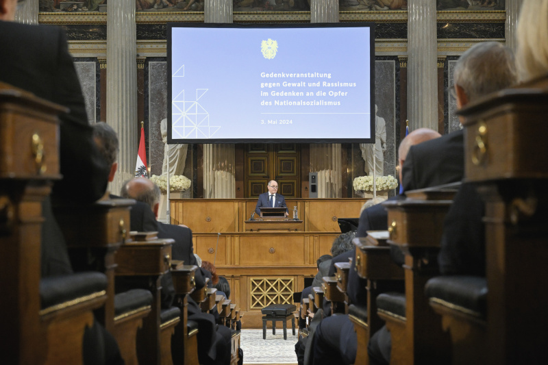 Eröffnungsworte. Nationalratspräsident Wolfgang Sobotka (ÖVP)