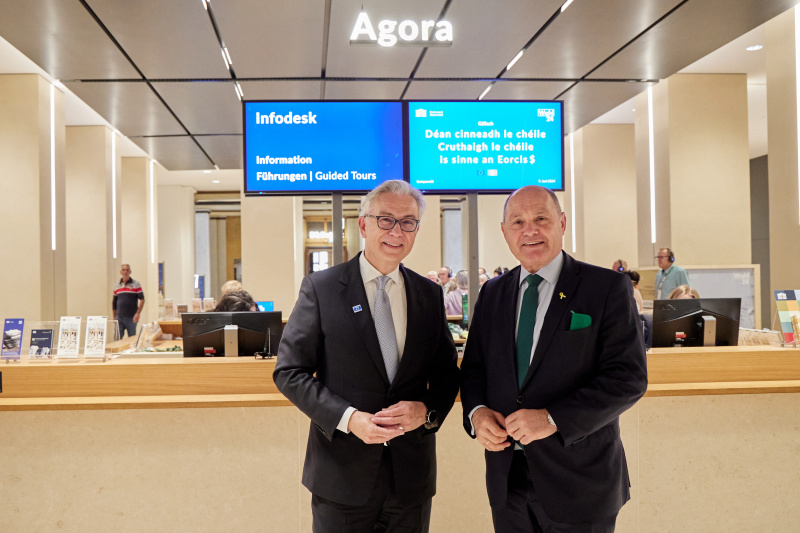 Führung durch das Parlament gegeben vom Nationalratspräsidenten Wolfgang Sobotka (ÖVP)