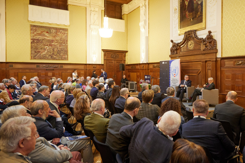 Q&A-Session. Von links: Präsident der Europäischen Kommission a. D. José Manuel Barroso, Bundeskanzler a. D. Wolfgang Schüssel