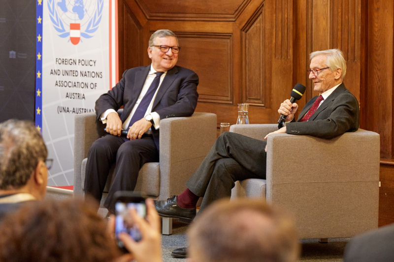 Q&A-Session. Von links: Präsident der Europäischen Kommission a. D. José Manuel Barroso, Bundeskanzler a. D. Wolfgang Schüssel