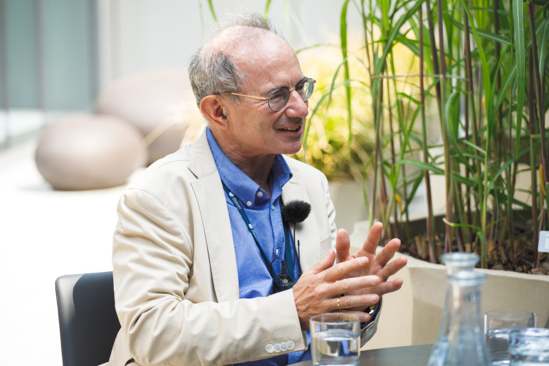 Eric Frey, Publizist und Politologe