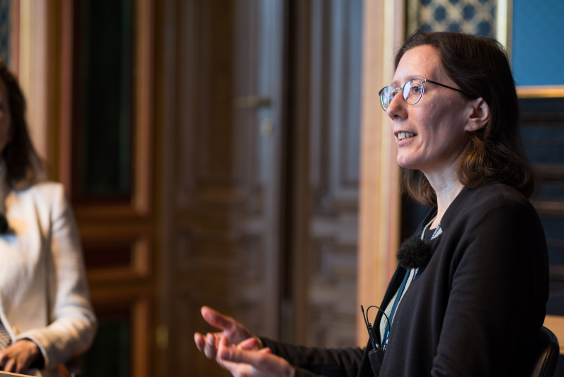 Martina Zandonella - Demokratiemonitor