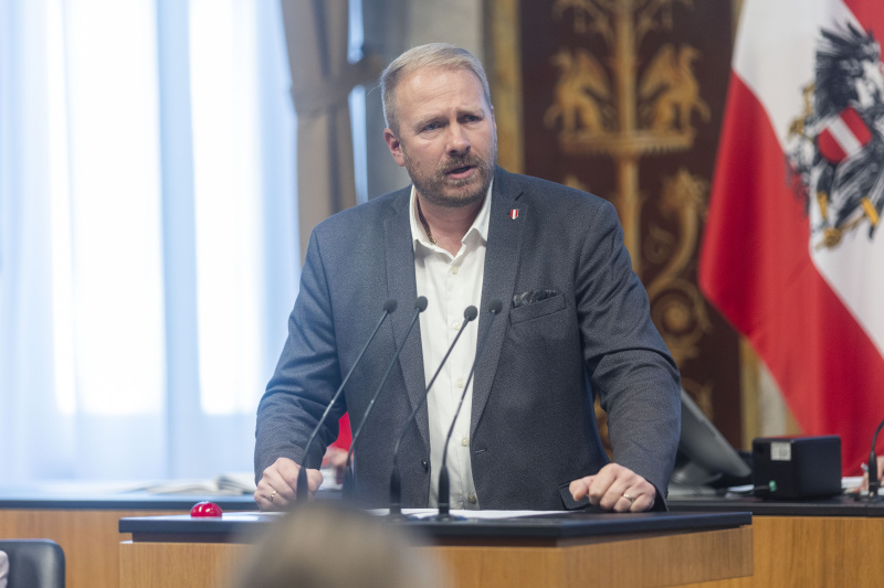 Bundesrat Markus Leinfellner (FPÖ) am Redner:innenpult