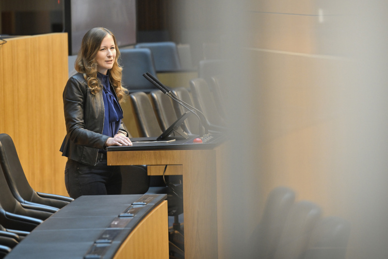 Grußbotschaft. Staatssekretärin Claudia Plakolm (ÖVP)