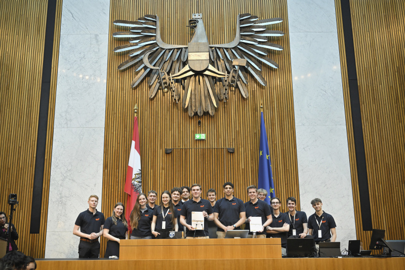 Blick Richtung Veranstaltungsteilnehmer:innen