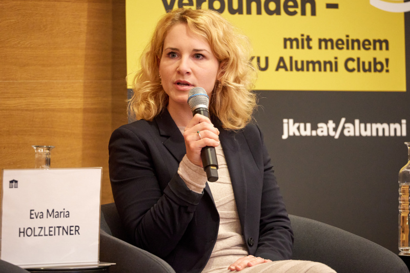 Podiumsdiskussion mit Vertreter:innen der Parlamentsfraktionen. Nationalratsabgeordnete Eva Maria Holzleitner (SPÖ)