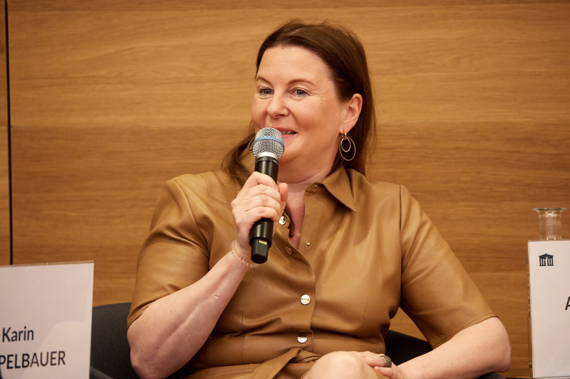 Podiumsdiskussion mit Vertreter:innen der Parlamentsfraktionen. Nationalratsabgeordnete Karin Doppelbauer (NEOS)