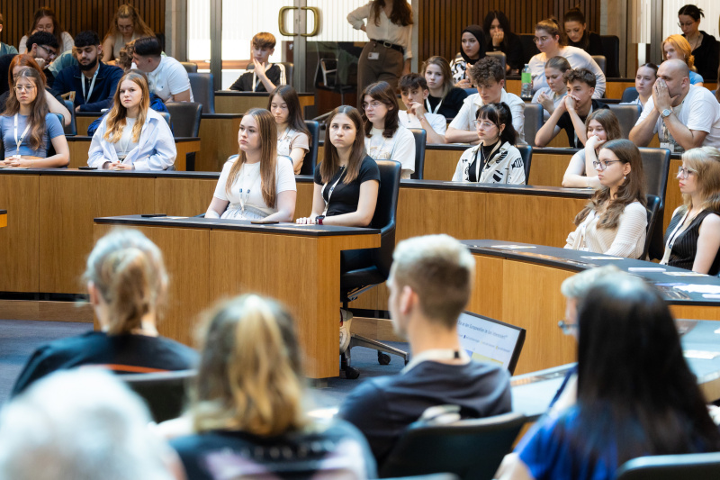 Blick Richtung Teilnehmer:innen