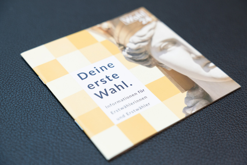 Broschüre "Deine erste Wahl"