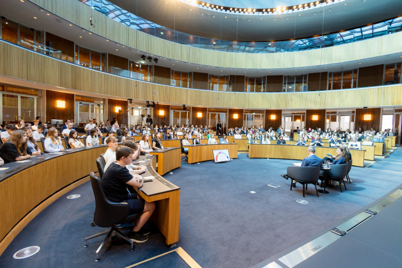 Blick Richtung Teilnehmer:innen