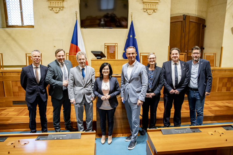 Besichtigung des Sitzungssaales des Tschechischen Senats