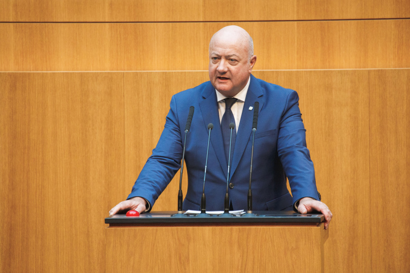 Am Redner:innenpult Nationalratsabgeordneter Christian Stocker (ÖVP)