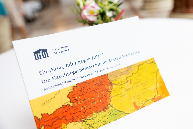 Broschüre zur Ausstellung