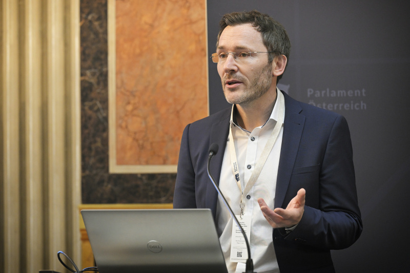 Institute of Parliamentary Research Berlin Danny Schindler