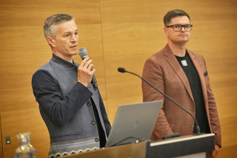 World Café, Pitches. Gem2Go/RIS-Kommunal/NewsAdoo