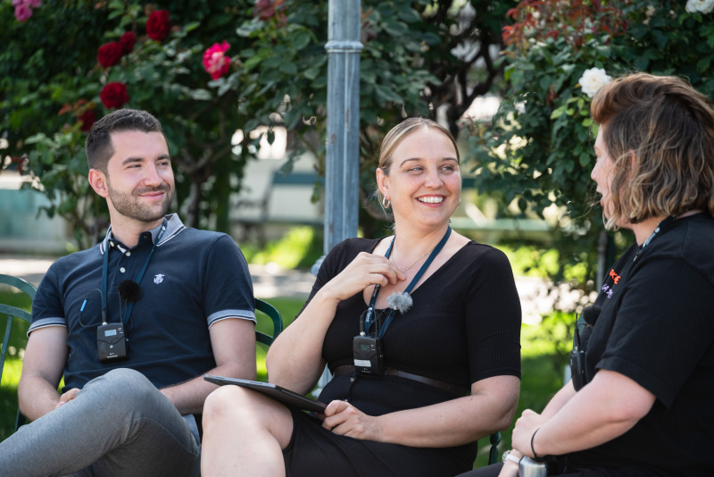 Von Links: Pascal Günsberg (PolEdu), Tatjana Lukáš, Caroline Hammoutene (Demokratie21)