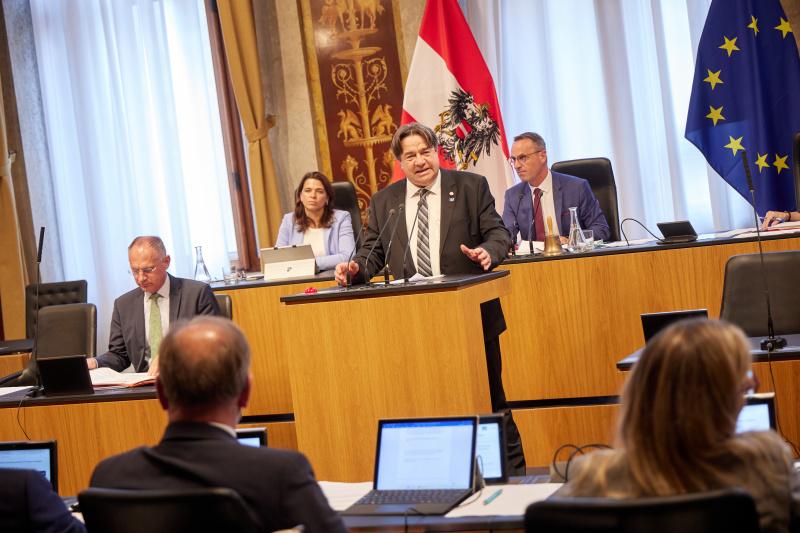 Am Redner:innenpult Bundesrat Klemens Kofler (FPÖ)