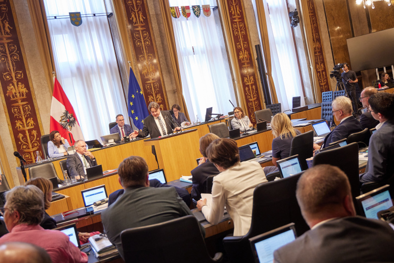 Am Redner:innenpult Bundesrat Klemens Kofler (FPÖ)