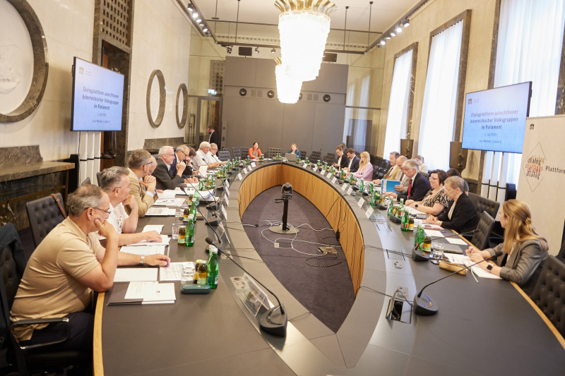 Eröffnungsworte. Nationalratspräsident Wolfgang Sobotka (ÖVP)