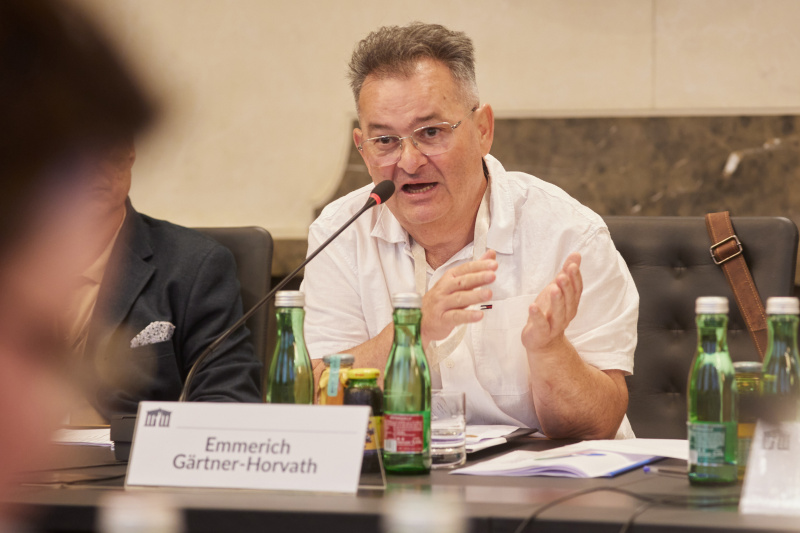 Diskussion & Statements der Volksgruppenbeiräte. Emmerich Gärtner-Horvath