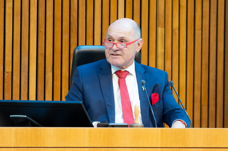 Nationalratspräsident Wolfgang Sobotka (ÖVP) eröffnet die Sitzung