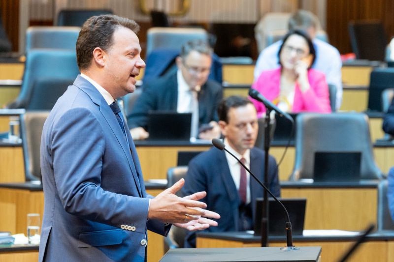 Am Redner:innenpult Nationalratsabgeordneter Gerhard Kaniak (FPÖ)