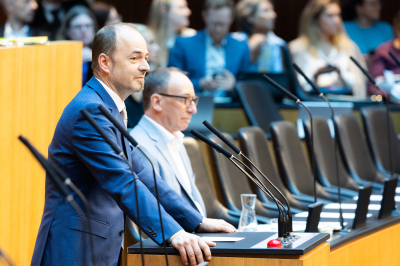 Am Redner:innenpult Nationalratsabgeordneter Josef Hechenberger (ÖVP)