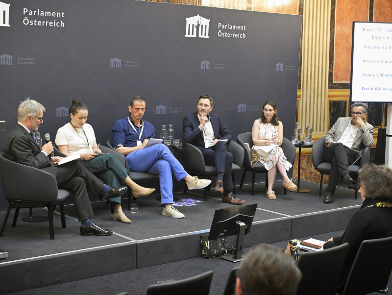 From left: Christoph Konrath, Julia Heiss, David Willumsen, Danny Schindler, Nina Bianca Dohr, Marcelo Jenny